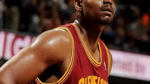 赵继伟17分助辽宁逆袭宁波，贺希宁38分助深圳击败新疆