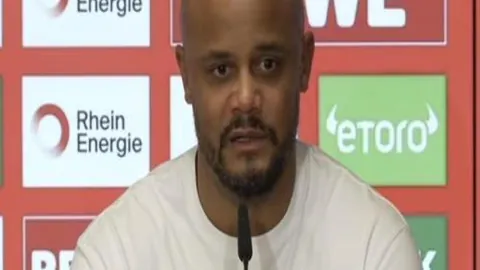 格列兹曼8年归来再战巴萨，国王杯半决赛梅开二度